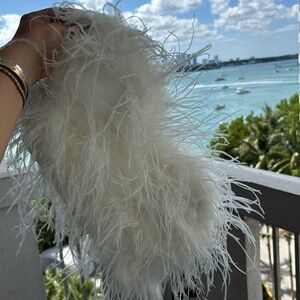 Ásalia White Feathered top brand new with tags size Large